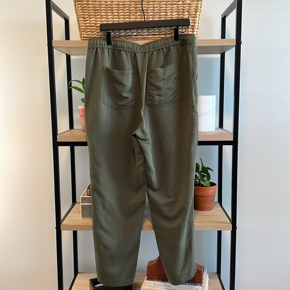 Chico's High-Rise Drape Pull On Trouser, 12 / L - Picture 5 of 10